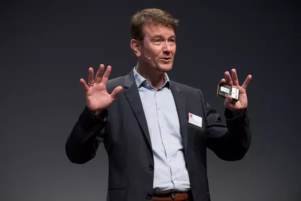 Dr. Jörg Wallner: “Die Zukunft liegt in Ihrer Hand”