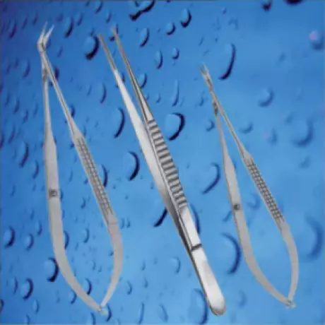 Chirurgische Instrumente - Surgical Instruments